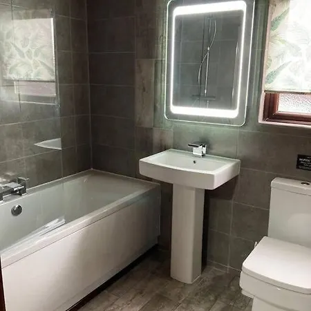 Harvest 15 Lodge, Yellowtop Country Park וילה סלבי