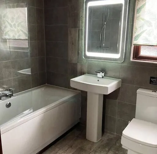 Harvest 15 - Yellowtop Country Park - Hot Tub - Yorkshire Willa Selby